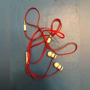 Beats By Dr. Dre Urbeats 2.0 In Ear Headphone Red/White Color